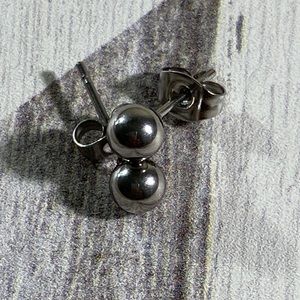 Ball Studs- silver